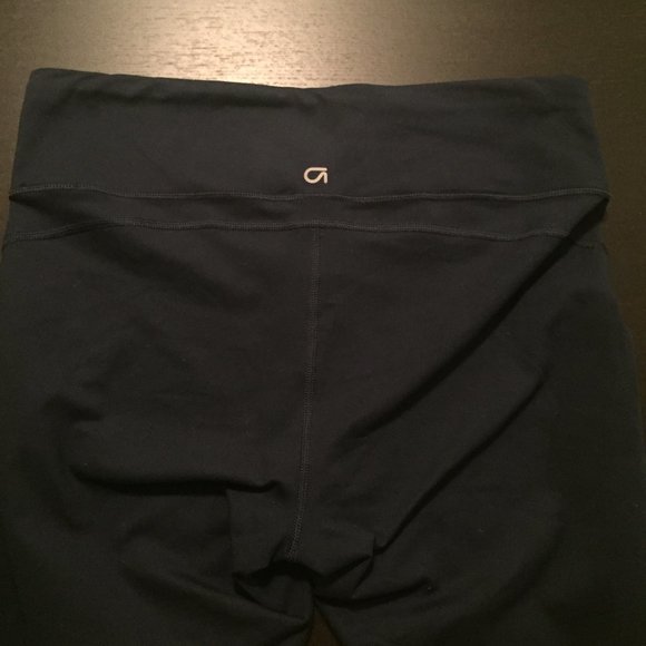 Gap Fit Leggings - Picture 2 of 5
